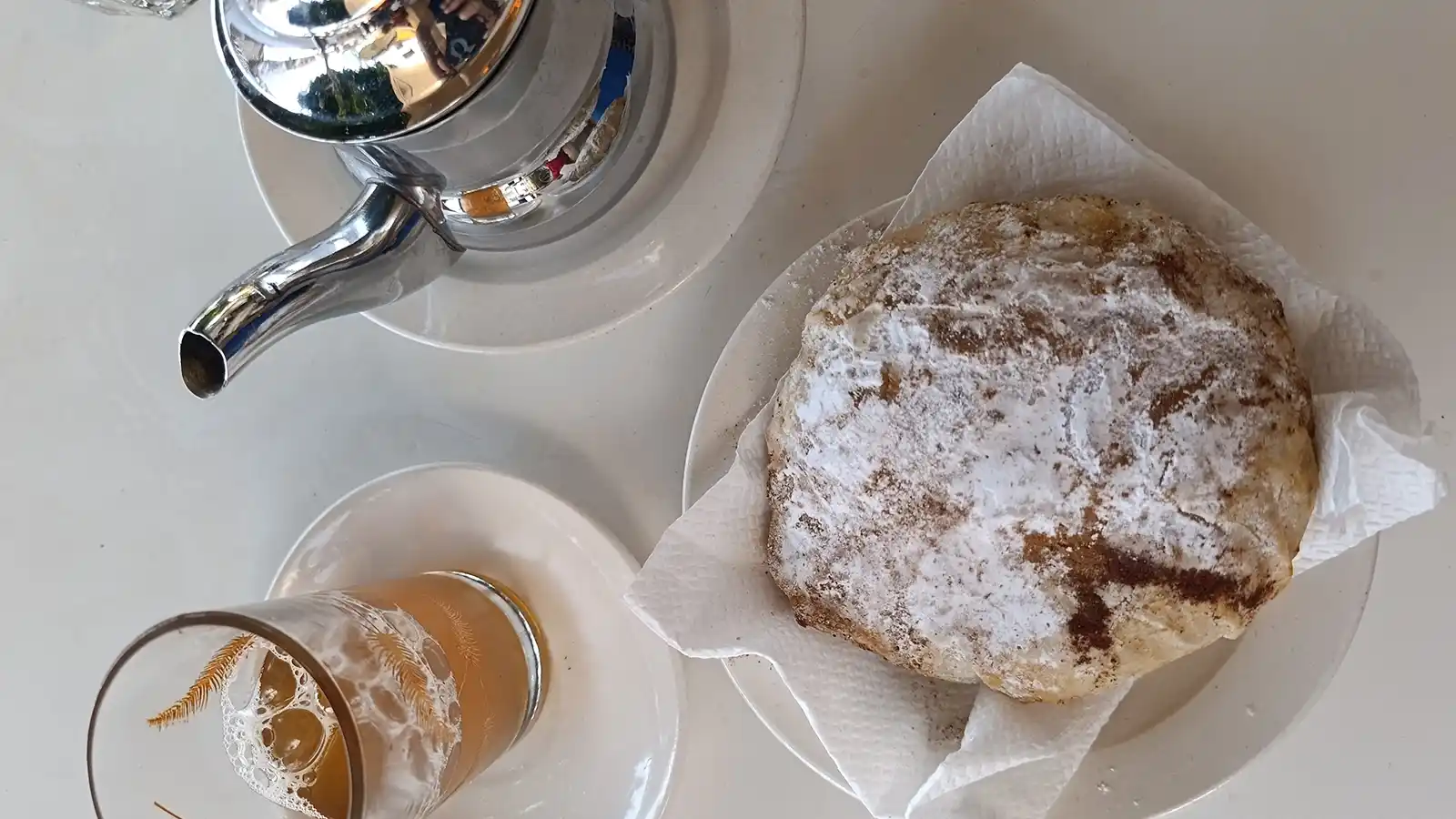 Rabat food tour with Moroccan mint tea and traditional pastila